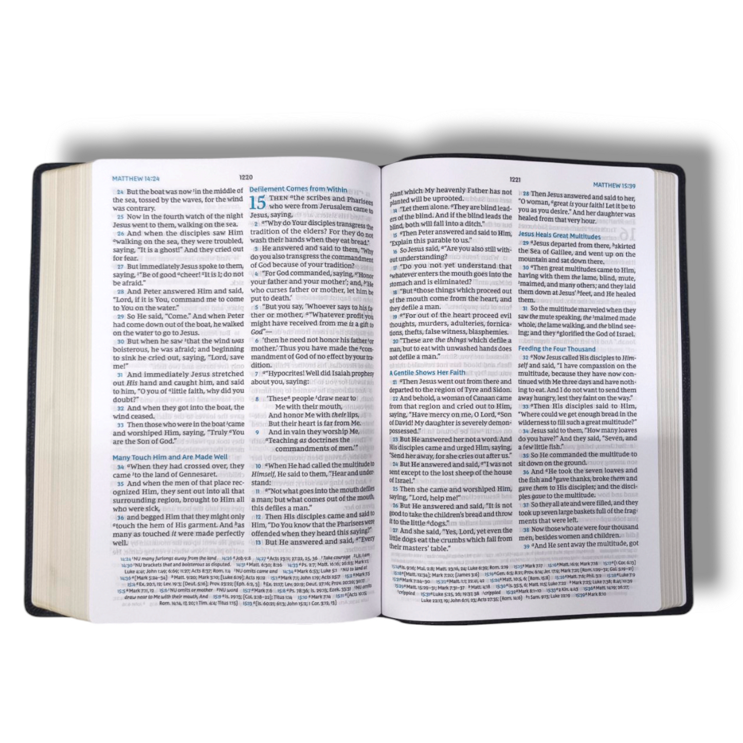 NKJV, Large Print Verse-by-Verse Reference Bible | Maclaren Series | Leathersoft, Black Cover | Comfort Print | New King James Version