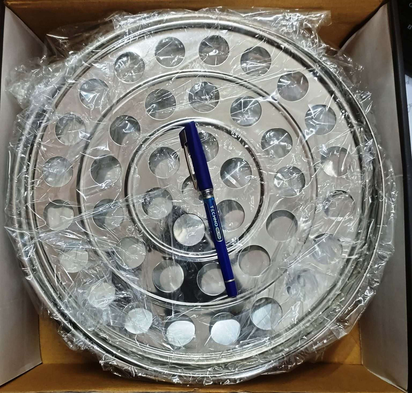 JAYCO Holy Communion Tray, Two-Set Stainless Steel with 80 Plastic Cups, Stackable Trays with Closed Cross-Top Lid for Church Communion Service