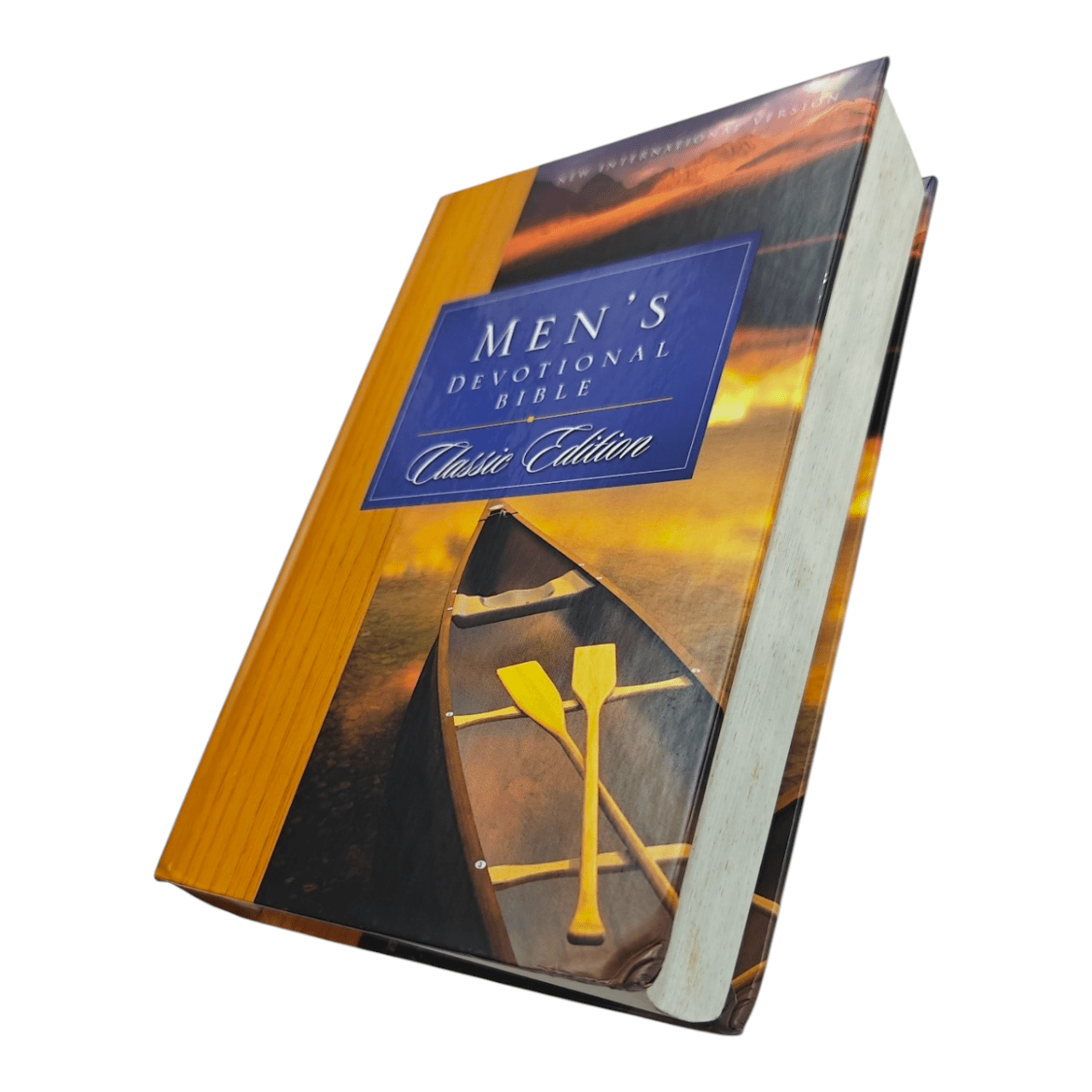NIV Men's Devotional Bible, Classic Edition | Daily Devotions for a Year of Spiritual Growth