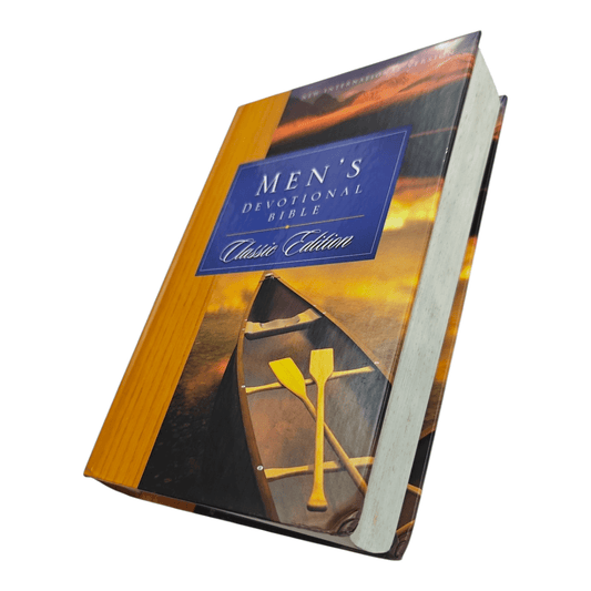 NIV Men's Devotional Bible, Classic Edition | Daily Devotions for a Year of Spiritual Growth
