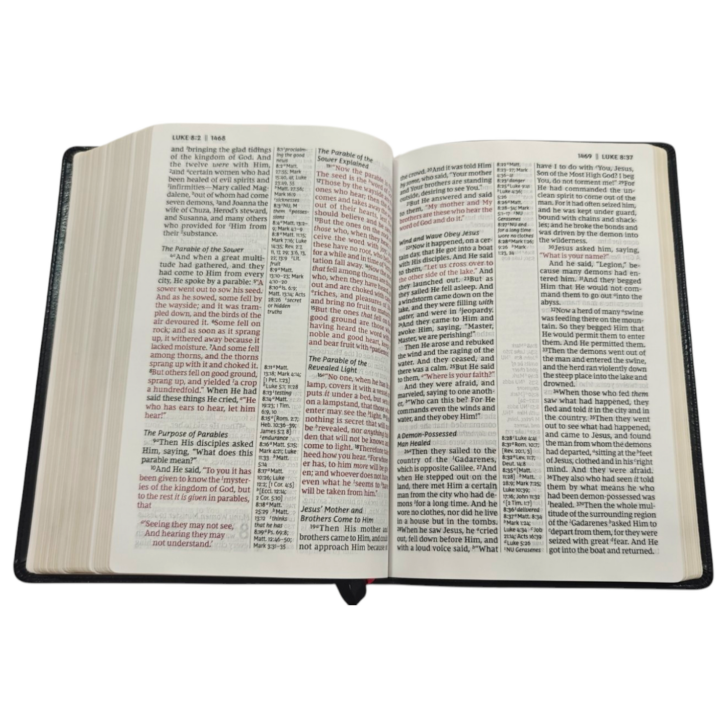 NKJV, Reference Bible, Center-Column Giant Print, Leathersoft, Black, Red Letter Edition, Thumb Indexed, Comfort Print: Holy Bible, New King James Version