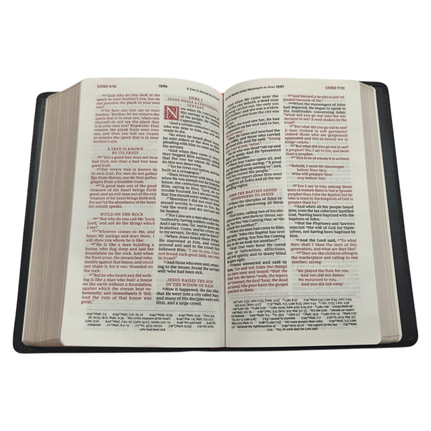 NKJV, Personal Size Reference Bible (Sovereign Collection, Thumb-Indexed, Brown)