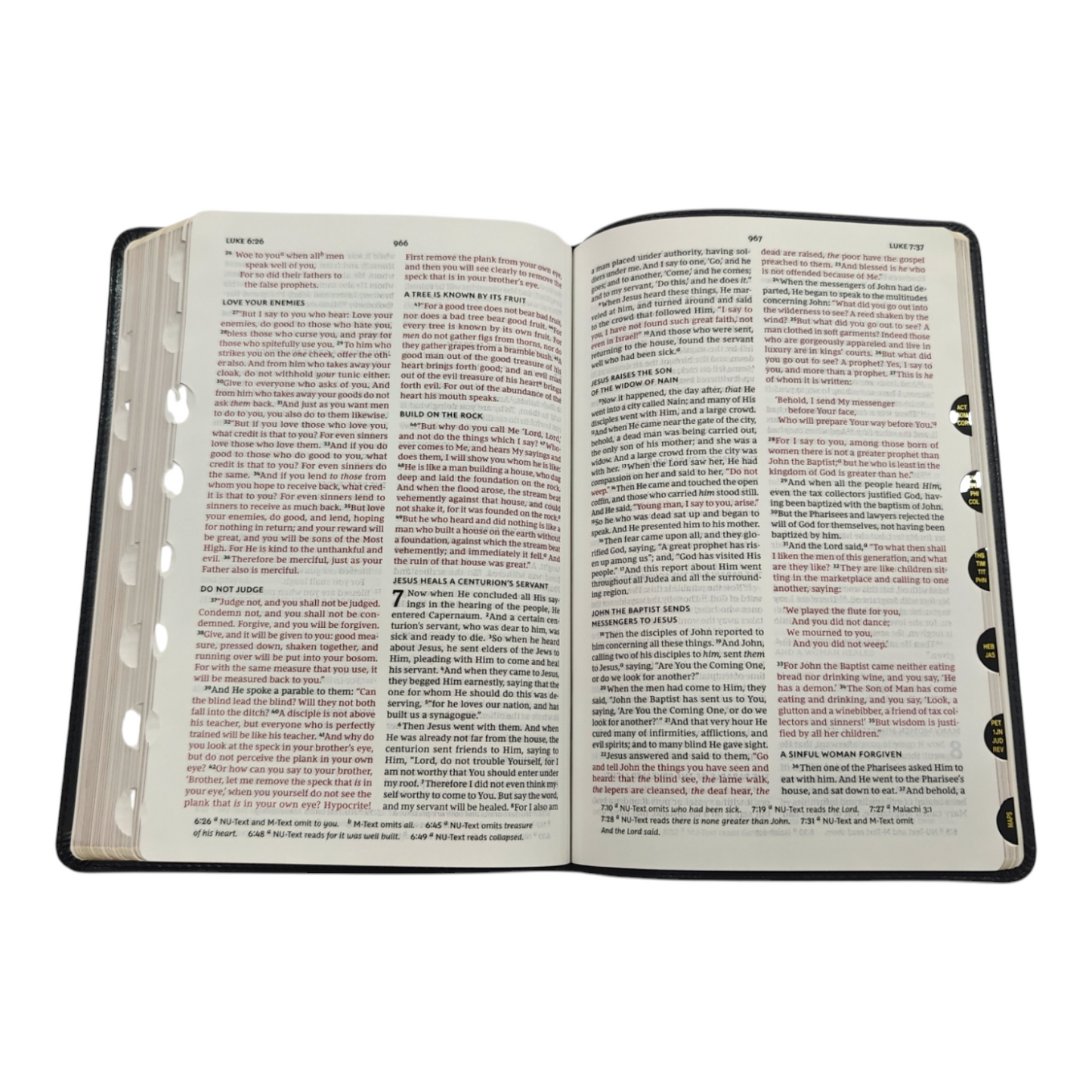 NKJV Thinline Reference Bible, Leather-Look, Black, Red Letter Edition, Comfort Print