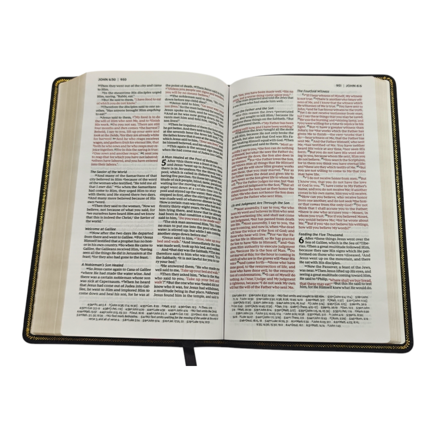 NKJV Thinline Reference Bible, Leather-Look, Burgundy, Red Letter Edition, Comfort Print